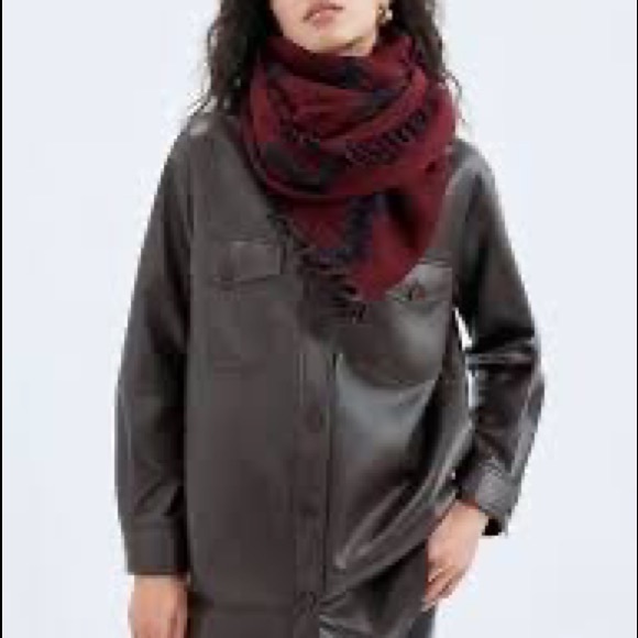 Aritzia Wilford 100% wool blanket scarf - Picture 4 of 4